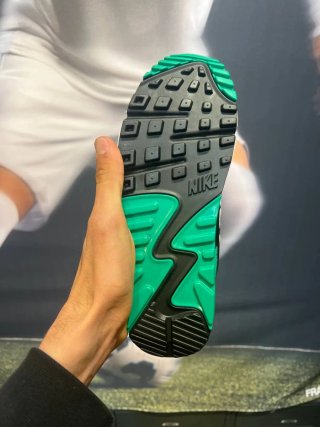 Nike Air Max 90