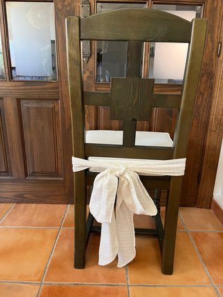 Sei sedie in legno massello con cuscini