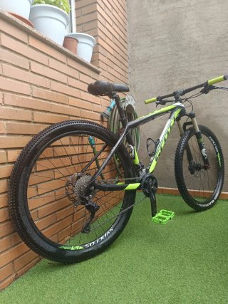 Bicicleta Scott Scale 27,5 talla M