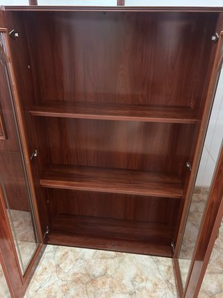 Vitrina de salón madera y cristal