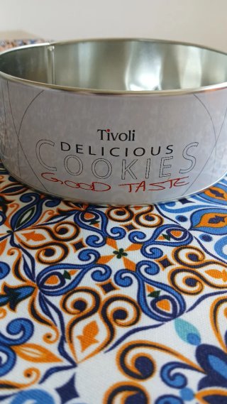 Portabiscotti in latta Tivoli Muesli & Cranberry