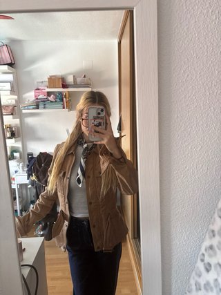 Chaqueta de piel marrón