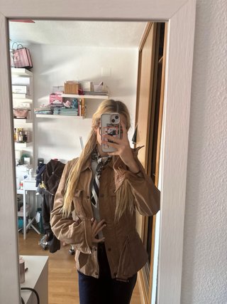 Chaqueta de piel marrón