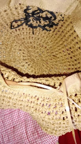 Gorro sombrero mimbre Loewe logo
