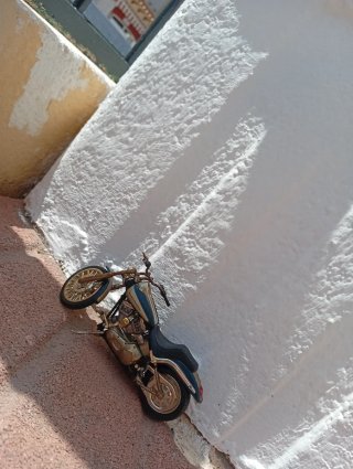 Moto antigua años 80