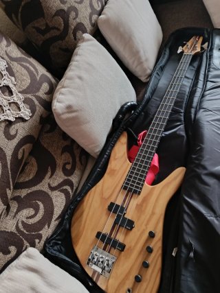 Bajo Luthier 1997 Activo
