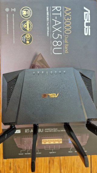 Router ASUS RT-AX58U