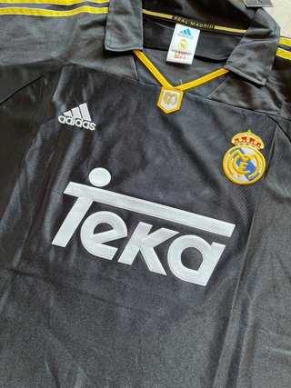Camiseta Adidas Real Madrid Negra Dorada Retro