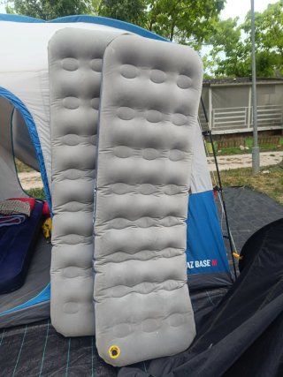 Colchón inflable gris