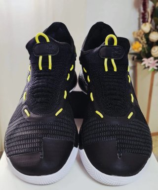 Zapatillas Under Armour Curry 6 Oakland
