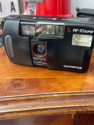 Olympus AF-10 Super Cámara Compacta
