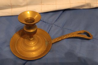 Set de 3 candelabros y mortero de bronce
