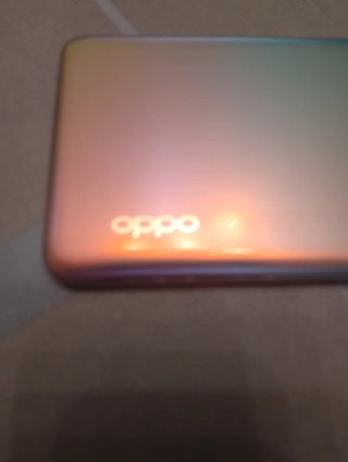 Teléfono multicolor OPPO