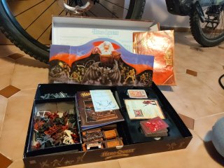 Hero Quest Edición Renovada Ampliada MB Juegos