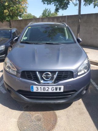 Nissan Qashqai+2 2010