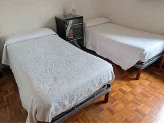 2 Camas Eléctricas Articuladas