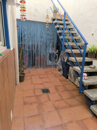 BONITA PLANTA BAJA CON PATIO Y TERRAZA