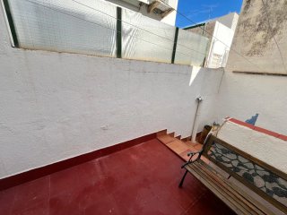 BONITA PLANTA BAJA CON PATIO Y TERRAZA