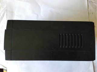 Gruppo di continuità APC Back-UPS 700