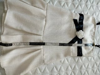 Vestido blanco corto niña con lazo