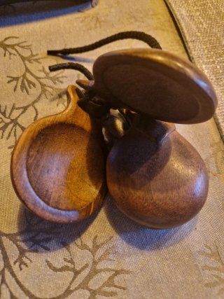 Castañuelas de madera auténtica