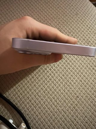 iPhone 14 morado/claro