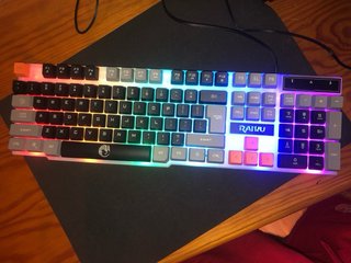 Teclado Gamer Raiju K26 RGB LED