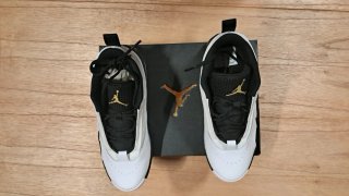 Scarpe Jordan Nere e Bianche