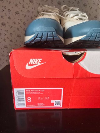 Air Max 1 Ess