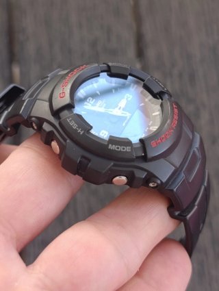 Orologio Casio G-Shock G100 Nero Rosso