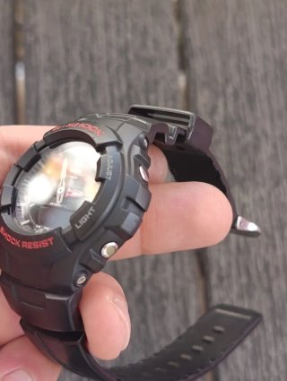 Orologio Casio G-Shock G100 Nero Rosso