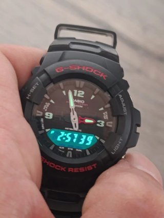 Orologio Casio G-Shock G100 Nero Rosso