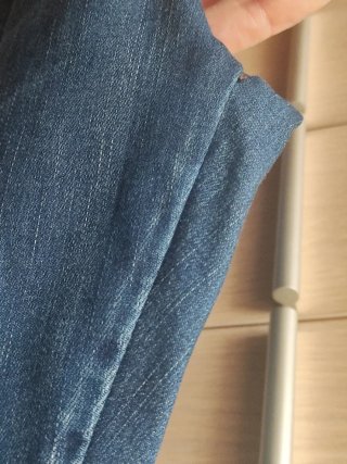 Pantalón vaquero Sfera con pedrería