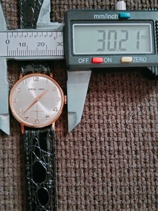 Reloj Patic Swiss Vintage oro 10 micras