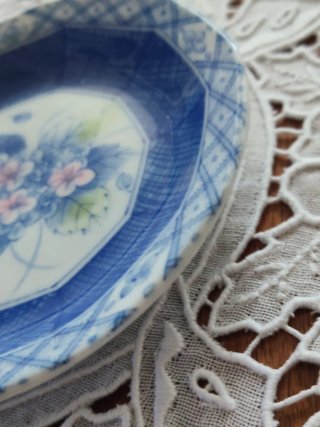 Plato pequeño porcelana flores 12 cm