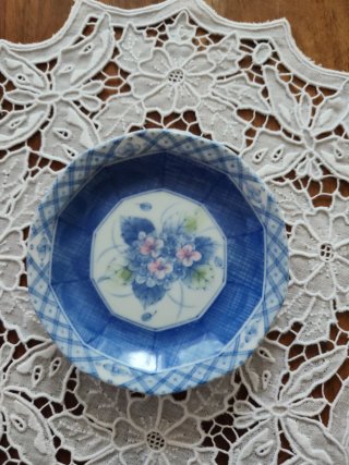 Plato pequeño porcelana flores 12 cm