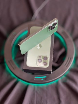 iPhone 13 Pro Verde Militar