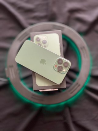 iPhone 13 Pro Verde Militar