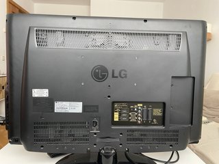 Televisión LG 32” Negra