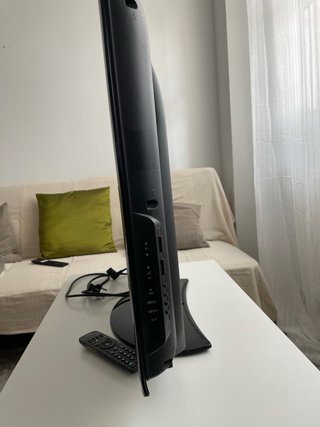 Televisión LG 32” Negra