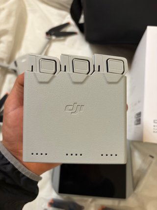 Dron DJI Mini 3 Fly More Combo