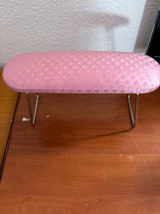 Reposabrazos acolchado rosa
