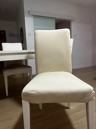 Mesa y 4 Sillas Comedor IKEA