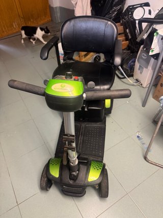Silla de paseo eléctrica plegable