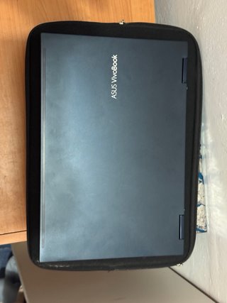 Asus VivoBook 14