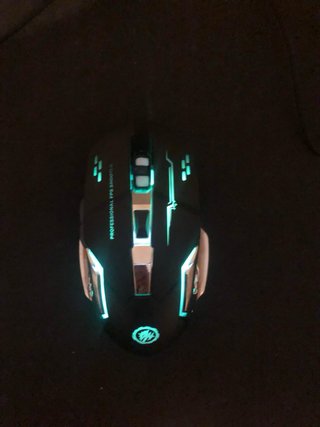 Ratón Gamer con Efectos de Iluminación