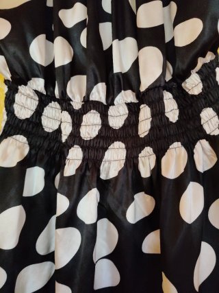Blusa Y/J lunares blancos y negros