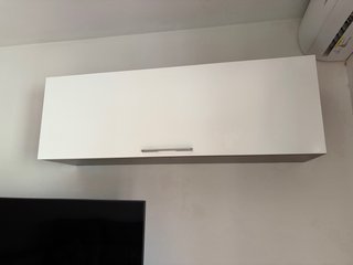 Mueble TV salón madera y blanco