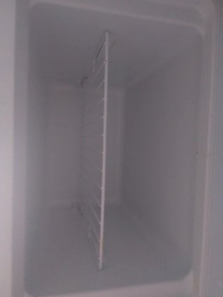 Nevera Jocel doble puerta blanca 205L 610*437"821+