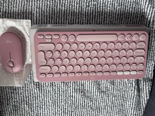 Teclado y Ratón Logitech Pebble Rosa